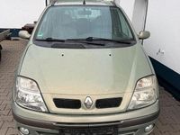 Gebraucht Renault Scénic 130 PS (95 kW) 2002 Grün Van / Kleinbus