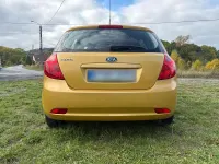Second-hand Kia Ceed 109 CP (80 kW) 2007 Galben Hatchback
