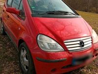 Gebraucht Mercedes A160 102 PS (75 kW) 1999 Rot Kleinwagen