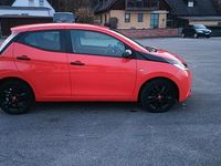 Gebraucht Toyota Aygo 70 PS (51 kW) 2014 Orange Kleinwagen