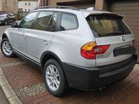 gebraucht BMW X3 3.0d Automatik. 4×4 Allrad panorama