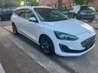 Używany Ford Focus Vignale 150 KM (110 kW) 2019 Biały Sedan/Limuzyna