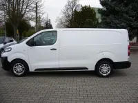 Gebraucht Opel Vivaro-e Combi Selection 144 PS (105 kW) 2022 Jade weiss/arktis weiss Van / Kleinbus
