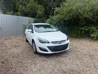 Gebraucht Opel Astra 110 PS (80 kW) 2013 Weiß Kleinwagen
