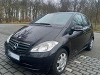 Gebraucht Mercedes A160 95 PS (69 kW) 2011 Schwarz Kleinwagen