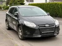 Gebraucht Ford Focus Trend 116 PS (85 kW) 2014 Schwarz Limousine