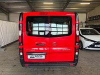 Gebraucht Opel Vivaro 125 PS (91 kW) 2018 Rot Van / Kleinbus