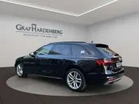 Używany Audi A4 Advanced 204 KM (150 kW) 2023 Czarny Kombi