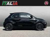Gebraucht Fiat 500e La Prima 86 kW (118 PS) 2022 Schwarz Kleinwagen