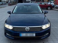 Gebraucht VW Passat 150 PS (110 kW) 2017 Blau Kombi