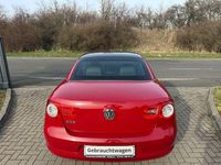 Gebraucht VW Eos 116 PS (85 kW) 2006 Rot Cabrio