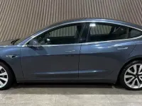 Usata Tesla Model 3 Long Range AWD 225 kW (306 CV) 2019 Blu Berlina