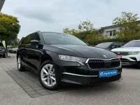 Neu Skoda Octavia Easy 150 PS (110 kW) 2025 Blackmagic perleffekt/schwarz Kombi