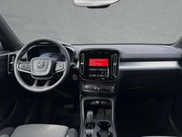 Neu Volvo XC40 Core 163 PS (119 kW) 2026 Blau SUV