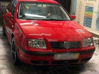 Usata VW Bora 105 CV (77 kW) 2000 Rosso Berlina