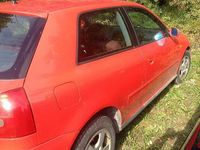 Second-hand Audi A3 101 CP (74 kW) 1998 Roșu Hatchback