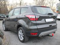 Gebraucht Ford Kuga 150 PS (110 kW) 2019 Grau SUV