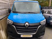 Second-hand Renault Master 150 CP (110 kW) 2021 Albastru Van