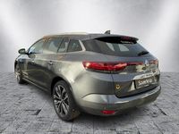 Gebraucht Renault Mégane IV Bose Edition 140 PS (102 kW) 2024 Grau Limousine