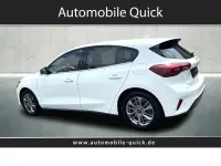 Gebraucht Ford Focus Titanium 125 PS (91 kW) 2023 Frostweiß Limousine