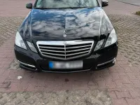 Gebraucht Mercedes E350 Avantgarde 265 PS (194 kW) 2012 Schwarz Limousine