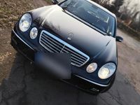 Gebraucht Mercedes E350 272 PS (200 kW) 2005 Blau Limousine