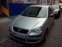 Gebraucht VW Polo 64 PS (47 kW) 2005 Silber metallic Limousine