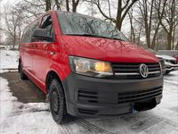 Gebraucht VW T6 150 PS (110 kW) 2016 Rot Van
