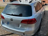 Gebraucht VW Passat 140 PS (102 kW) 2013 Silber Kombi
