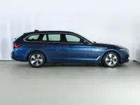 Gebraucht BMW 520 Performance 190 PS (139 kW) 2022 Blau Kombi