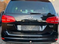 Gebraucht VW Sharan Trendline 140 PS (102 kW) 2012 Schwarz Van / Kleinbus