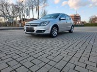 Gebraucht Opel Astra 105 PS (77 kW) 2004 Silber Kleinwagen