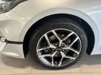 Gebraucht Kia Ceed Spirit 160 PS (117 kW) 2022 Silber Kleinwagen