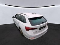 Gebraucht Skoda Octavia Clever 150 PS (110 kW) 2023 Weiss Kombi