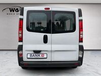 Gebraucht Opel Vivaro 326 PS (239 kW) 2012 Weiß Van / Kleinbus
