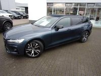 Gebraucht Volvo V60 145 PS (106 kW) 2024 Kombi
