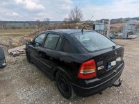 Gebraucht Opel Astra 101 PS (74 kW) 2002 Schwarz Limousine