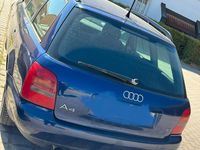 Gebraucht Audi A4 125 PS (91 kW) 1998 Blau Kombi
