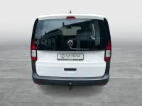 Używany VW Caddy 102 KM (75 kW) 2022 Biały Minivan
