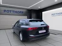 Gebraucht VW Golf VII Life 110 PS (80 kW) 2021 Schwarz Kleinwagen