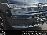 Gebraucht VW Multivan Edition 150 PS (110 kW) 2023 Starlight blue Van / Kleinbus