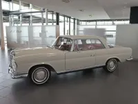 Gebraucht Mercedes 250 SE 150 PS (110 kW) 1966 Grauweiss (ähnlich ral 90 Coupé