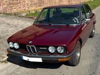 Gebraucht BMW 528 165 PS (121 kW) 1975 Rot Limousine