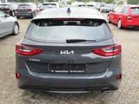 Neu Kia Ceed Vision 140 PS (102 kW) 2025 Grau Kleinwagen