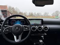 Gebraucht Mercedes A200 163 PS (119 kW) 2020 Schwarz Limousine