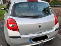 Gebraucht Renault Clio III 75 PS (55 kW) 2006 Grau Kleinwagen