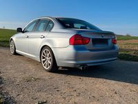 Gebraucht BMW 330 245 PS (180 kW) 2008 Blau Limousine