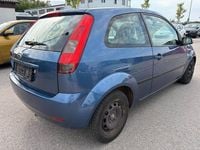 Gebraucht Ford Fiesta 69 PS (50 kW) 2005 Blau Kleinwagen