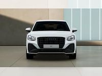 Neu Audi Q2 Competition 150 PS (110 kW) 2026 Grau (gletscherweiß metallic) SUV