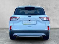 Usado Ford Kuga Titanium 190 HP (139 kW) 2022 Branco SUV